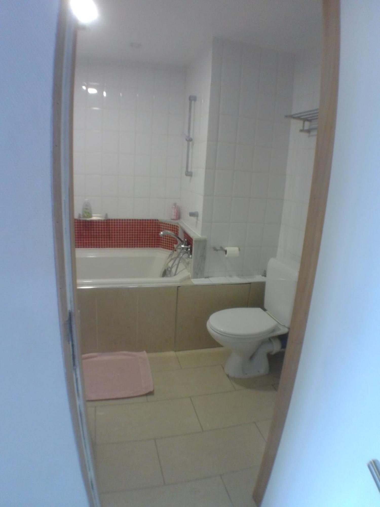 Centre 13 Quai Godefroid Kurth Pour 2 Pers A 25 Min Gare Guillemins Apartment Liege