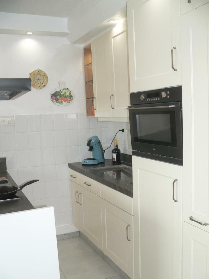 Centre 13 Quai Godefroid Kurth Pour 2 Pers A 25 Min Gare Guillemins Apartment Liege